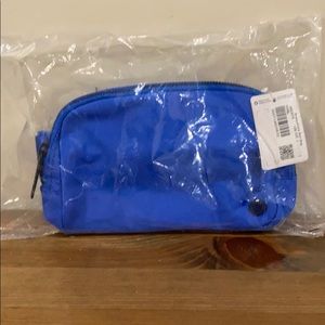 LuLu Lemon Shoulder bag / Fanny pack